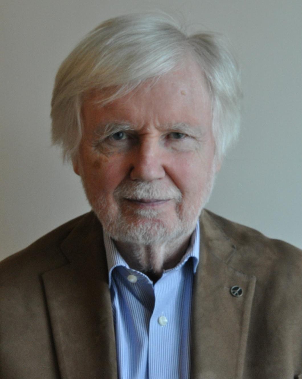 Erkki Sakari Tuomioja